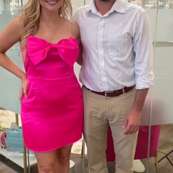 Hot pink bow dress - Picture 2 of 5